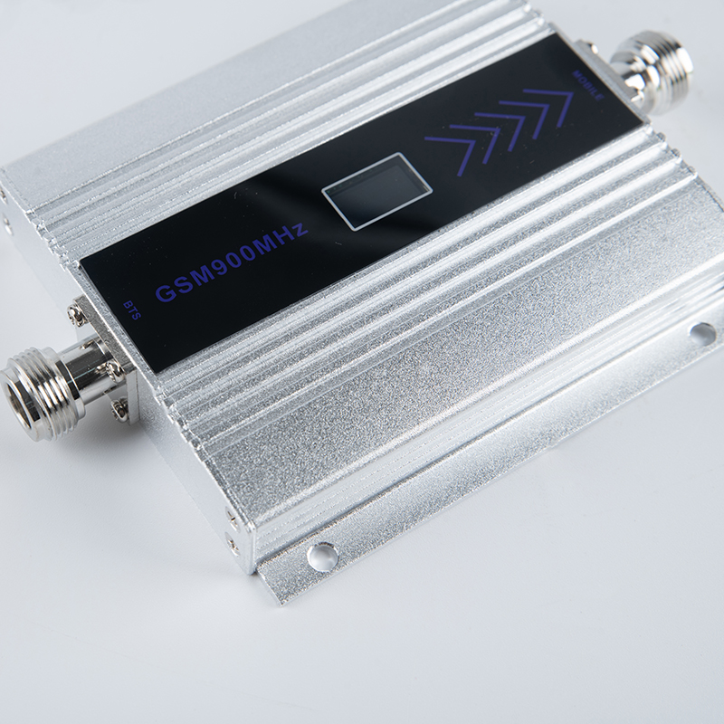 乌拉特前家用单频手机信号增强器100㎡